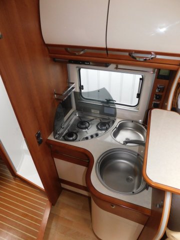 Rapido 9060 F Mobily Design Edition - Photo 5