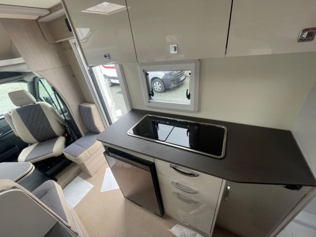Burstner Lineo T 569 - Photo 6
