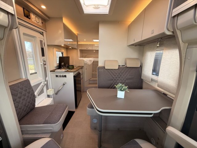 Burstner Lineo T 620 G BVA - Photo 9