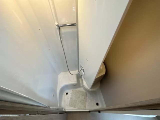 Burstner Lineo T 620 G BVA - Photo 17