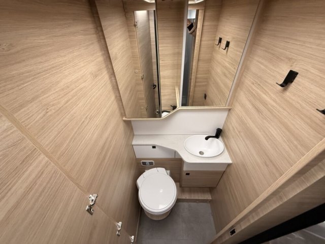 Challenger 317 Ultimate Edition BVA - Photo 10