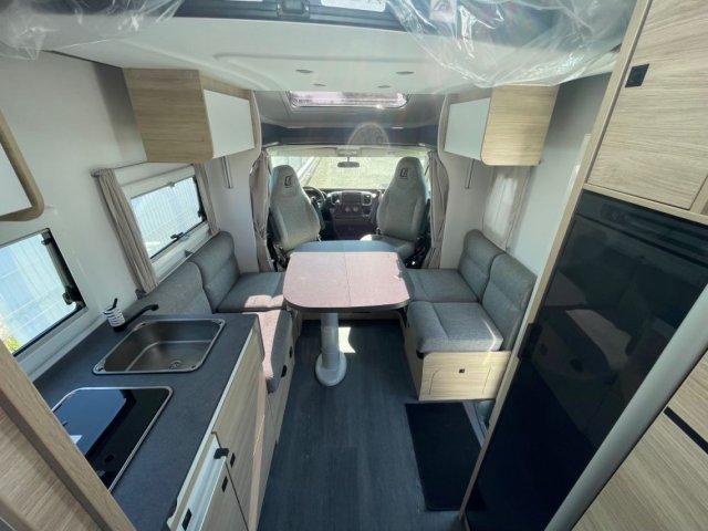 Challenger 318 Anniversary Edition - Photo 4