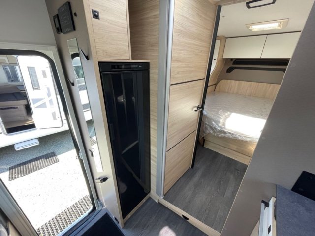 Challenger 318 Anniversary Edition - Photo 5