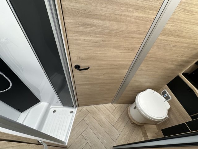 Challenger 328 Etape Edition - Photo 5