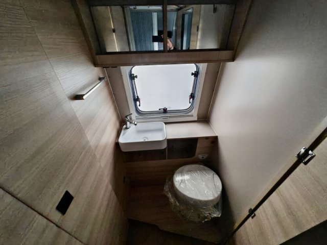 Challenger F&S F & S 2026 - Photo 10