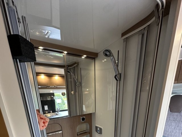 Malibu Compact 600 LE BVA - Photo 5