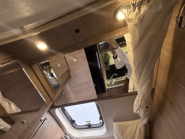 Mc Louis Menfys Van 3 Prestige - Photo 7