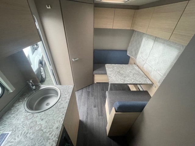 Weinsberg CaraCito 390 QD       compacte - Photo 3