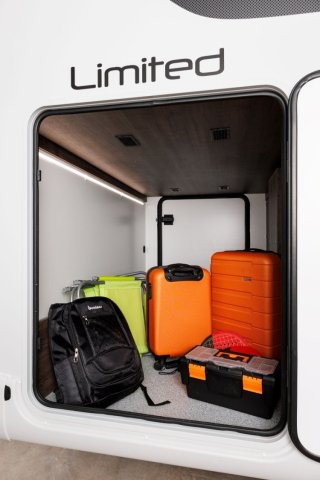 Benimar Tessoro 463 Up - Photo 13