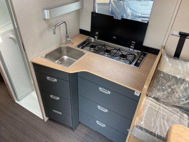 Adria Matrix Axess 650 DC 60 ANS - Photo 7