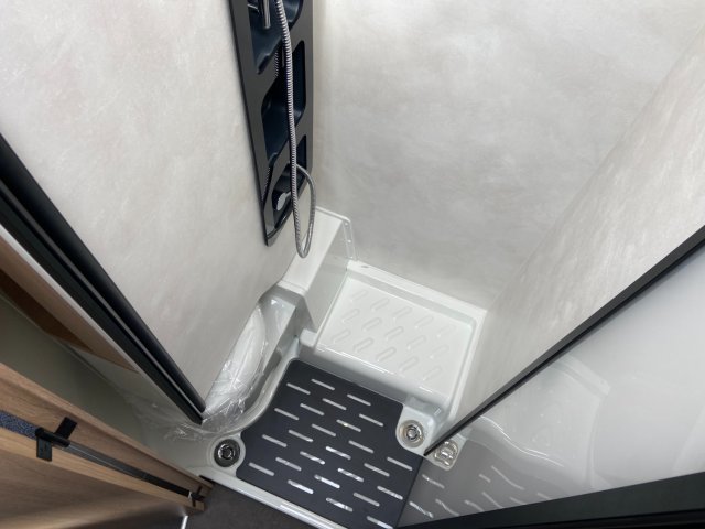 Bavaria Qwest Q 690 GJ - Photo 19