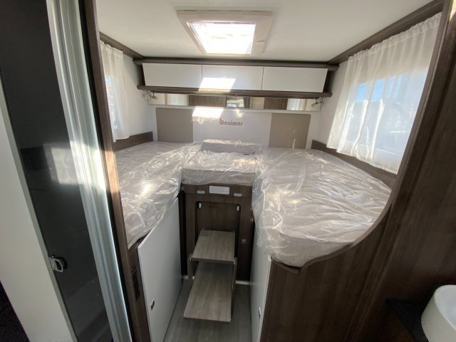 Benimar Tessoro 463 Up - Photo 8
