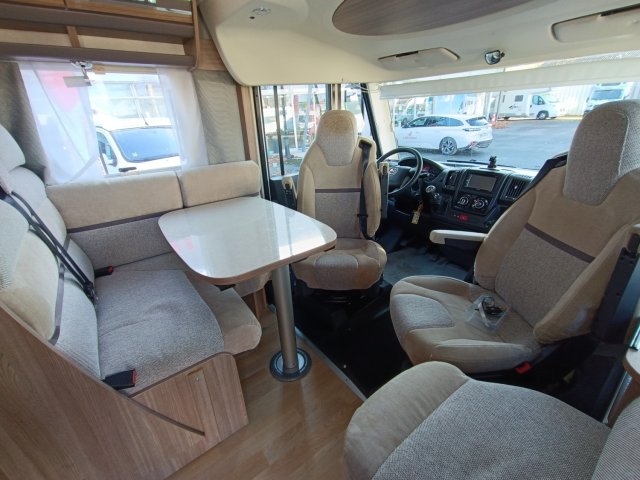 Rapido 880 F - Photo 6