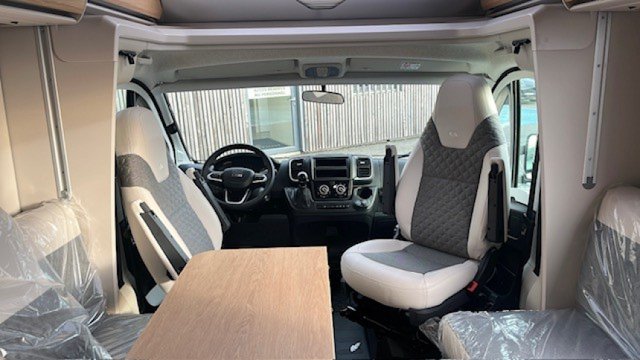 Adria Matrix 650 DL 60Y 60 ANS - Photo 4