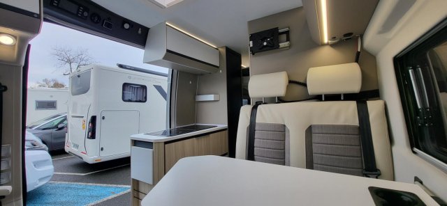 Adria Twin Plus 640 SPX SGX - Photo 5