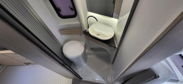 Adria Twin Plus 640 SPX SGX - Photo 8