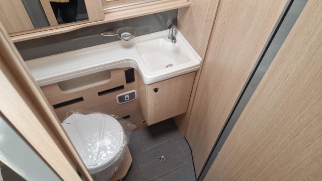 Autostar Premice I 740 LC - Photo 9