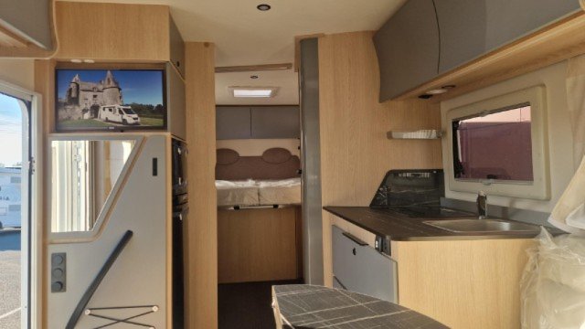 Autostar Premice I 740 LC - Photo 12