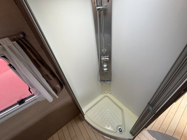 Bavaria Arctic T74 T 74 LC ARTIC - Photo 8