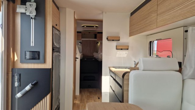 Bavaria Initial I740FGJ Nomade - Photo 13