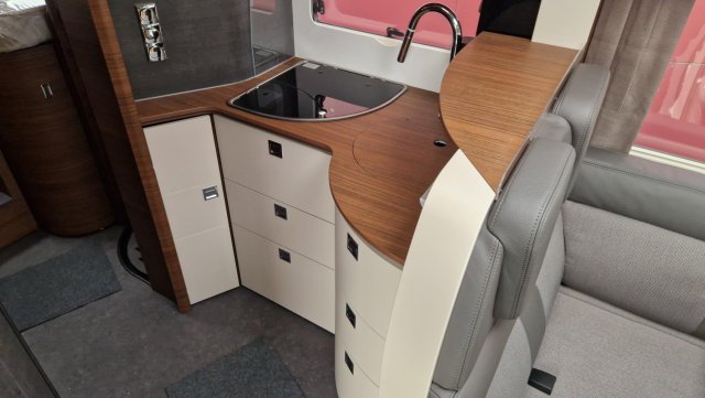 Carthago Chic C-Line I 4.9 LE - Photo 13