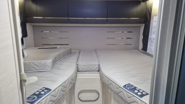 Challenger 367 GA - Photo 8