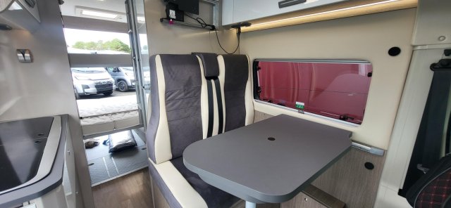 Chausson V594 Max Road Line VIP V 594 ROADLINE - Photo 3