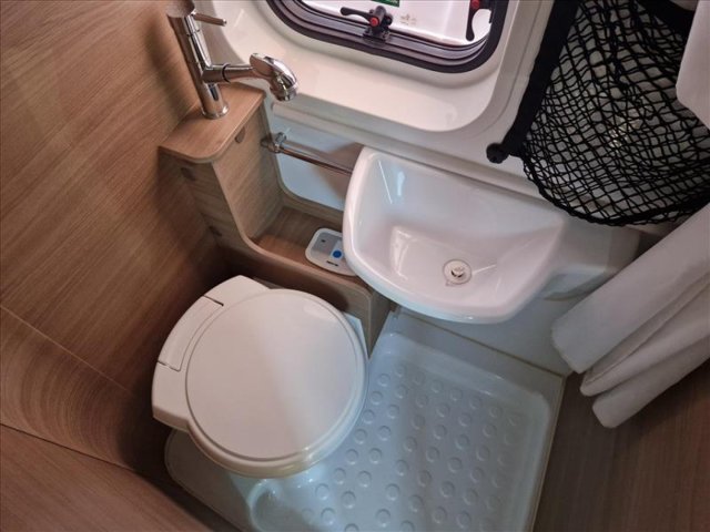 Mc Louis Menfys Van 3 S-Line SLINE - Photo 8