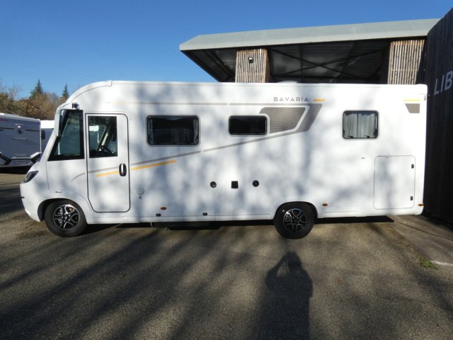 Bavaria Initial I740FC Nomade - Photo 2