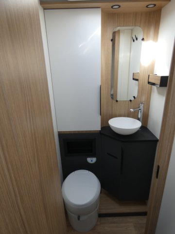 Bavaria T720FGJ Intense - Photo 6