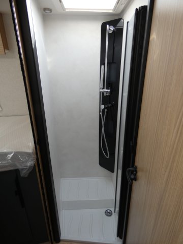 Bavaria T720FGJ Intense - Photo 7