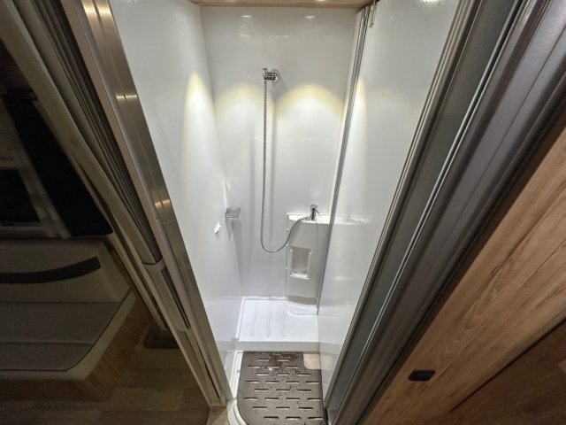 Bavaria Tren-D T626D Style T 626 D - Photo 5