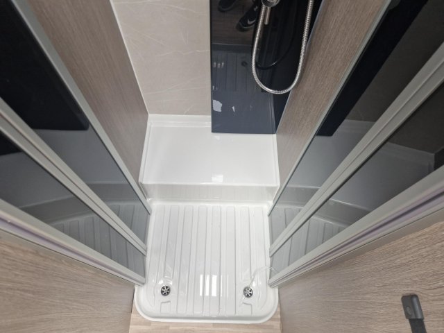 Eden Camp C 636 ML - Photo 8