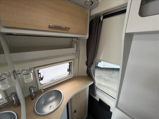 Font Vendome Mondea - Photo 9