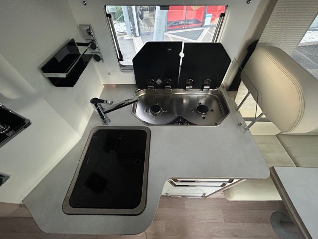 Rapido 8096 DF - Photo 4