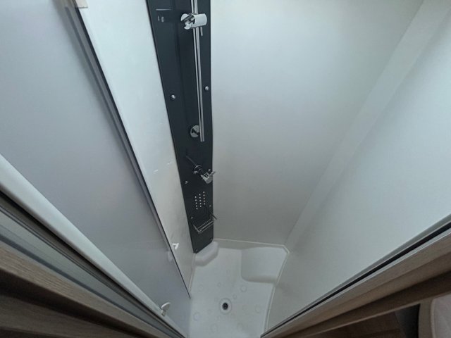 Rapido 8096 DF - Photo 6