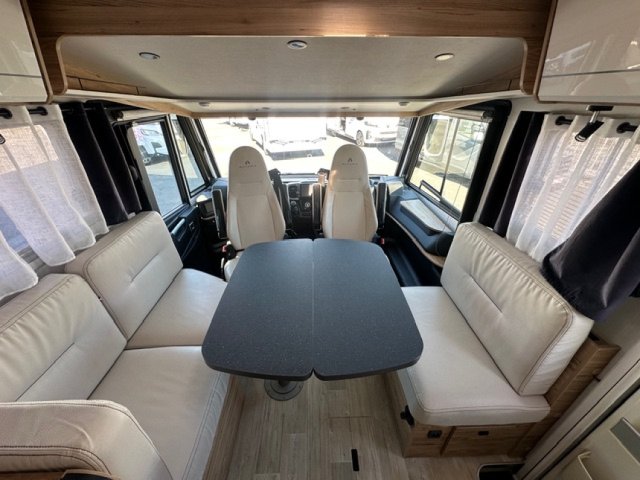 Bavaria Initial I740FC Nomade I 740 FC - Photo 8