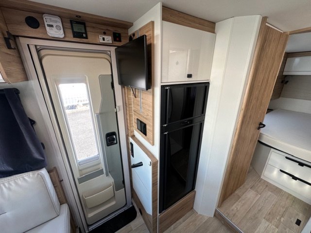 Bavaria Initial I740FC Nomade I 740 FC - Photo 13