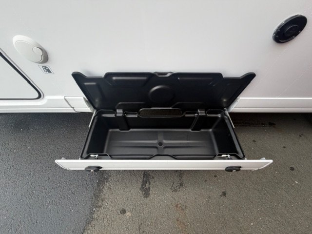 Bavaria Initial I740FC Nomade - Photo 6