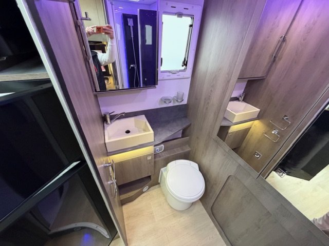 Challenger 260 - Photo 20