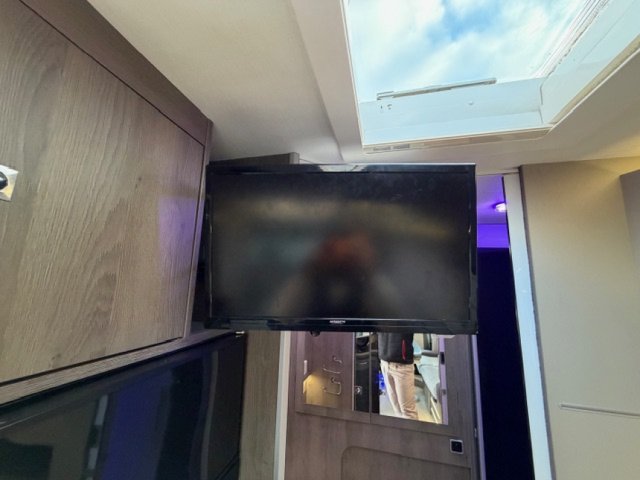 Challenger 260 - Photo 25