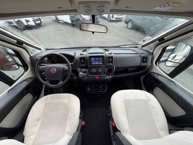 Eura Mobil Camping-car 720 QB - Photo 7