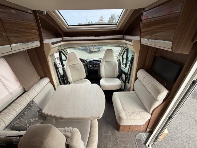 Eura Mobil Camping-car 720 QB - Photo 10