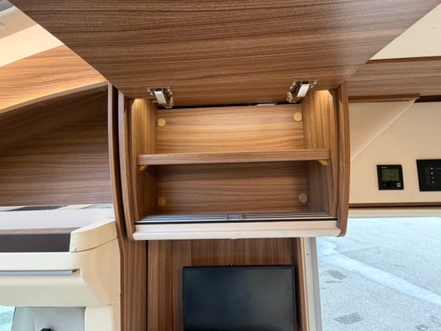 Eura Mobil Camping-car 720 QB - Photo 24