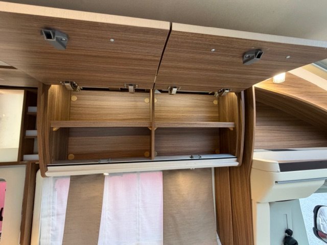 Eura Mobil Camping-car 720 QB - Photo 25