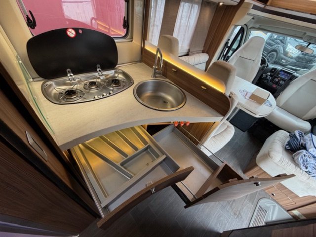 Eura Mobil Camping-car 720 QB - Photo 29