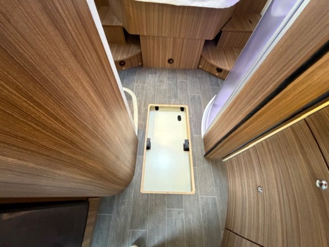 Eura Mobil Camping-car 720 QB - Photo 32