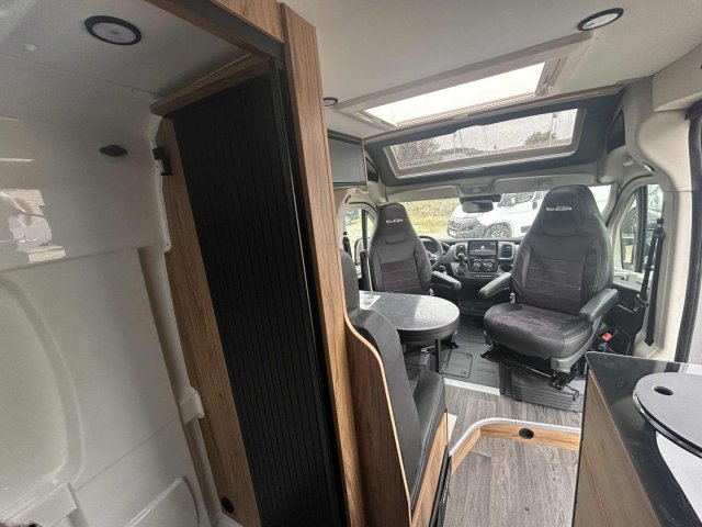 Font Vendome Duo Van Elegance DUOVAN GARAGE SERIE - Photo 11