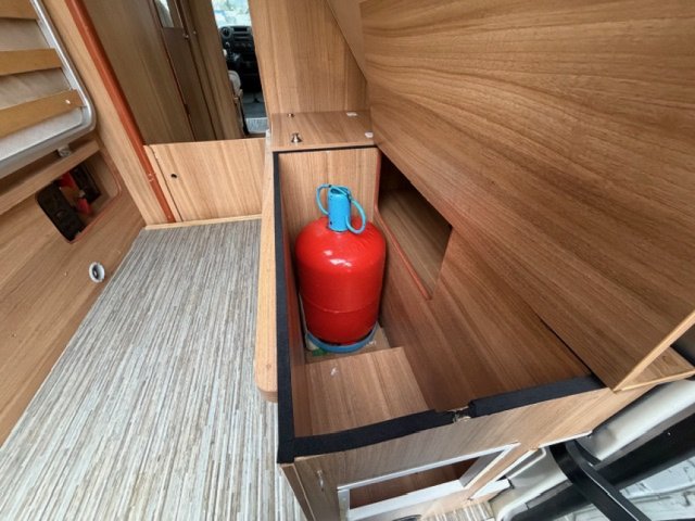 Font Vendome Master Van MASTERVAN - Photo 5