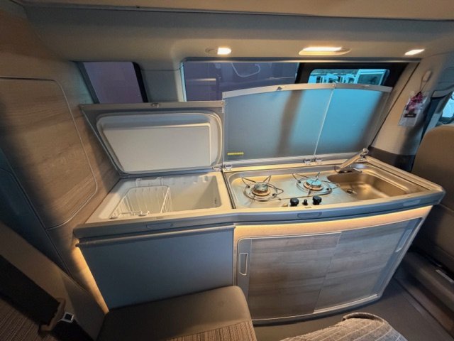 Volkswagen California Coast - Photo 9